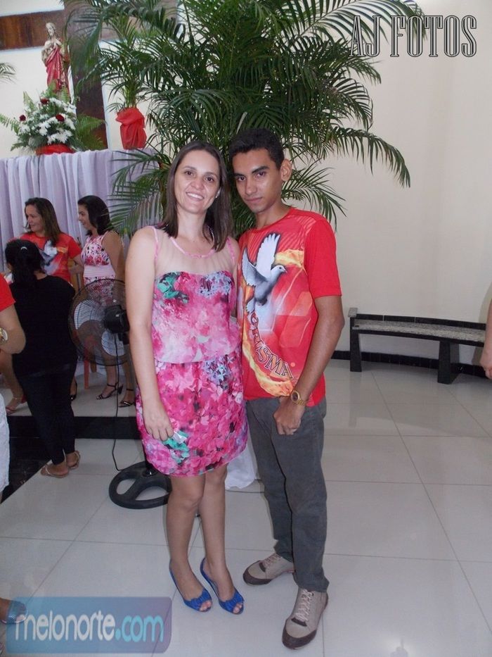 Jovens Receberam o Sacramento da Crisma  - Imagem 31