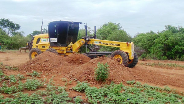 Obras de revitalização de estradas vicinais começam a ser feitas em santo Inácio do Piaui - Imagem 16