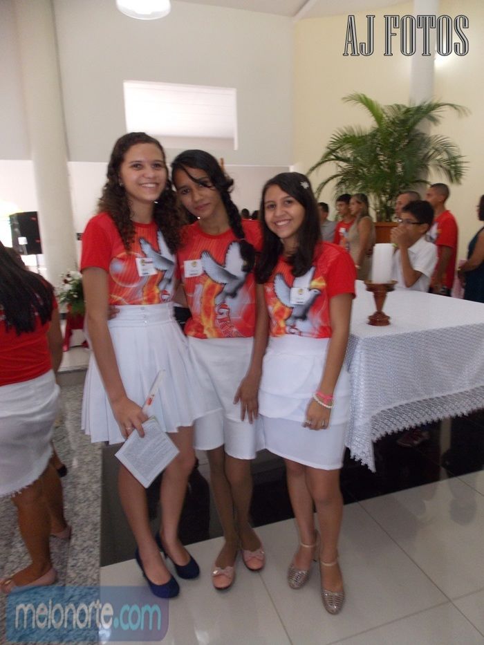 Jovens Receberam o Sacramento da Crisma  - Imagem 37