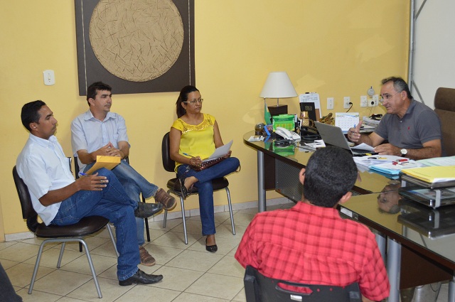 Prefeito Bernildo Val recebe visita de presidente do sindicato dos trabalhadores - Imagem 3