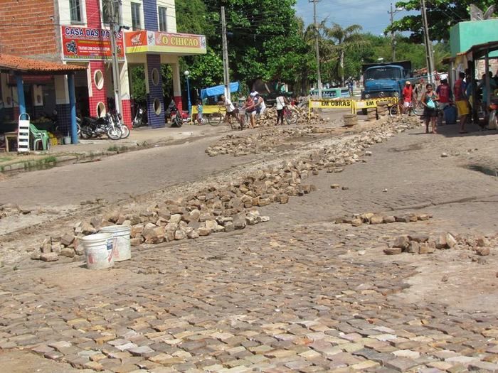 Prefeitura de Barras recupera calçamento no centro da cidade - Imagem 2
