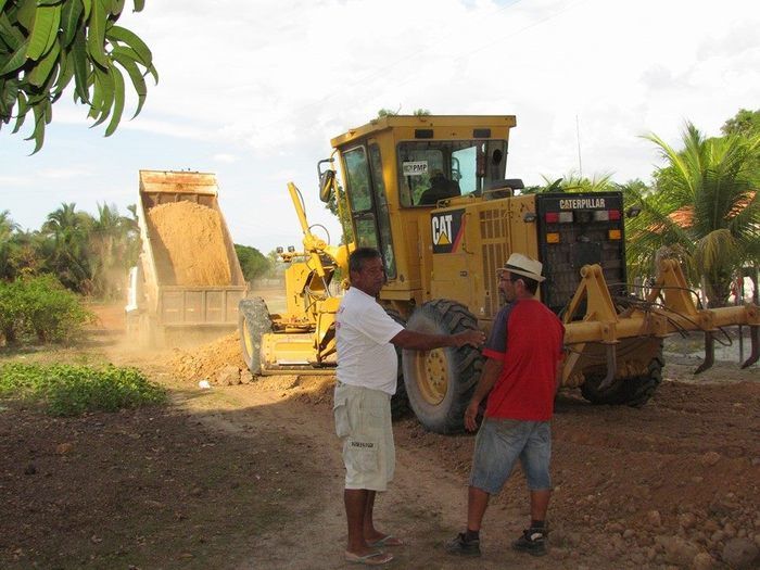 Prefeito Edílson Capote acompanha obras no interior do município - Imagem 2