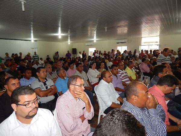 Hélio Rodrigues é empossado como novo presidente da AMPAR - Imagem 5