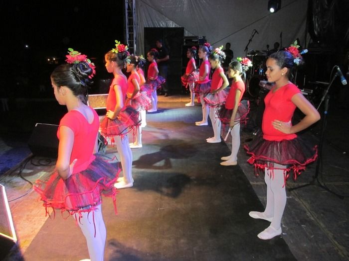 Márcia Filipe e Forró da Curtição encerram com Chave de ouro o Aniversário de 52 Anos de Agricolândia   - Imagem 1