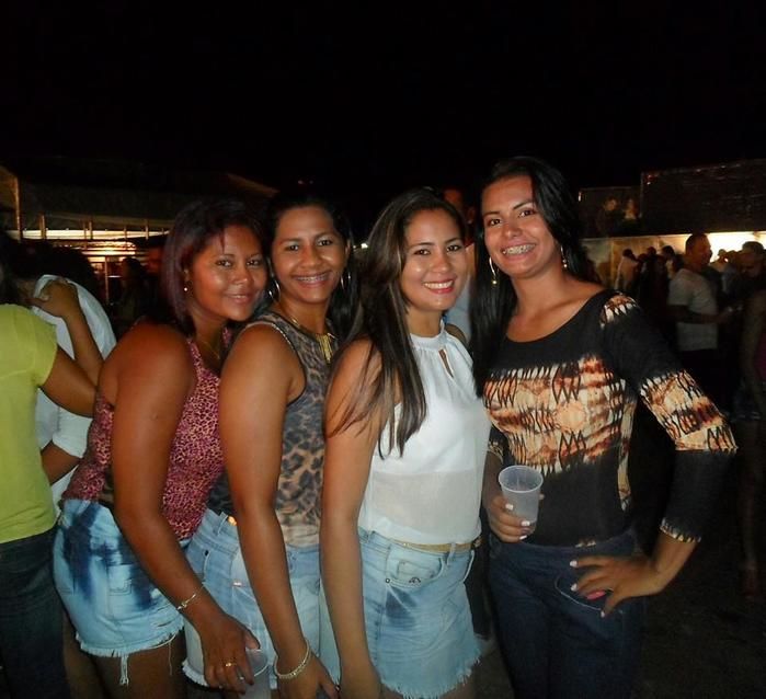 Lagosta Bronzeada, Forró do Barão e Desejo de Menina animaram o Sábado à noite - Imagem 21