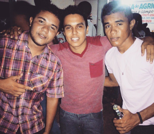 Lagosta Bronzeada, Forró do Barão e Desejo de Menina animaram o Sábado à noite - Imagem 15