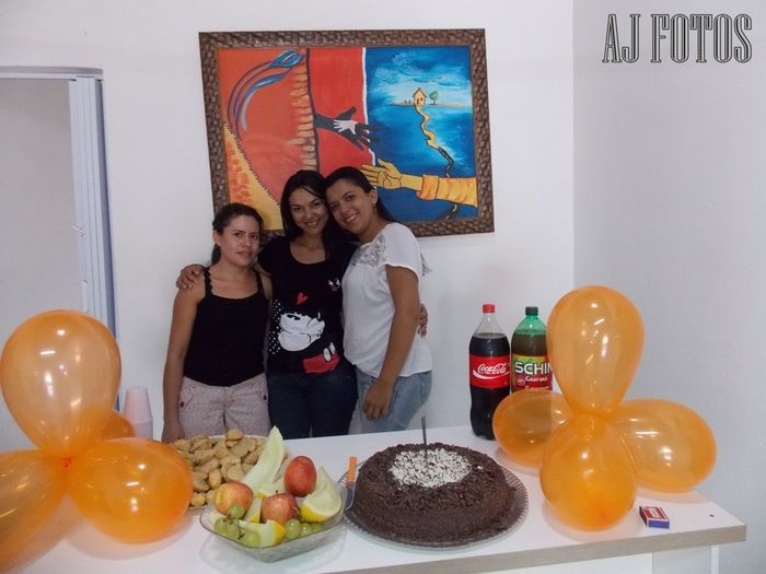 Surpresa para a jovem Claudia Duarte Auxiliar Administrativa da Semtas - Imagem 11