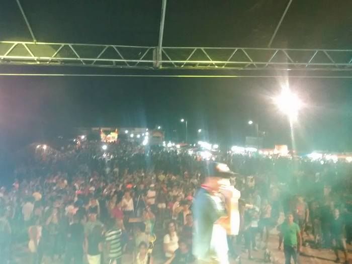 Keltinho e Farra de Play Faz grande Show em praça pública na Cidade de Lagoinha   - Imagem 5