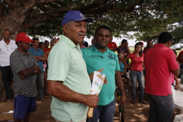 Prefeitura de Miguel Alves garante aração de 40 hectares de terras de vazanteiros - Imagem 10