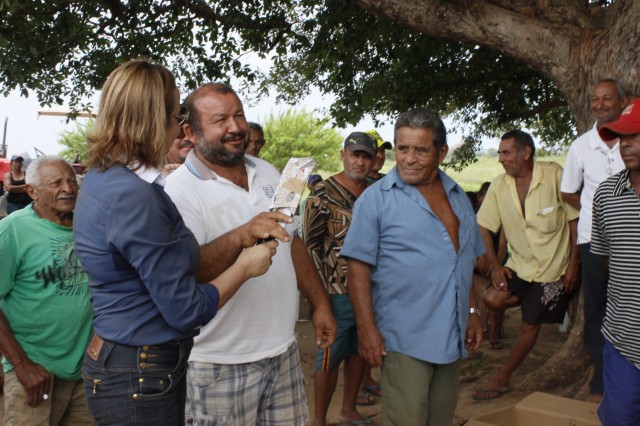 Prefeitura de Miguel Alves garante aração de 40 hectares de terras de vazanteiros - Imagem 15