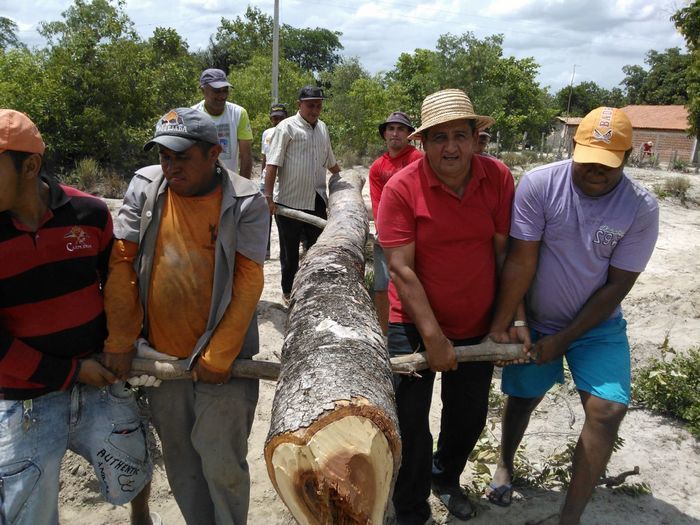 Prefeito Zé Resende faz mutirão para implantar sistema de abastecimento d'água - Imagem 38