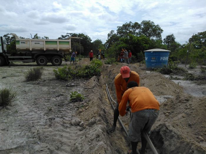 Prefeito Zé Resende faz mutirão para implantar sistema de abastecimento d'água - Imagem 44