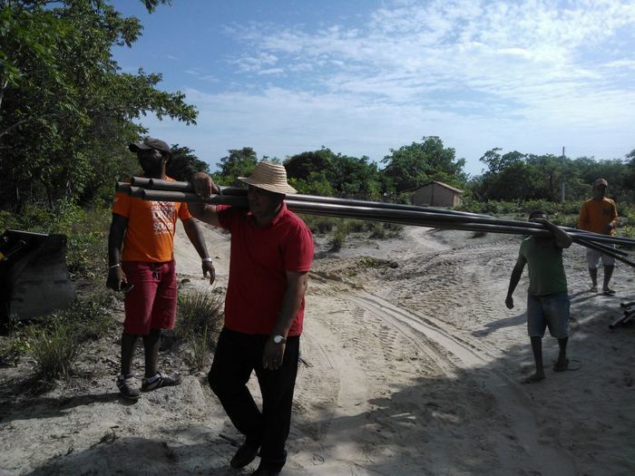 Prefeito Zé Resende faz mutirão para implantar sistema de abastecimento d'água - Imagem 12