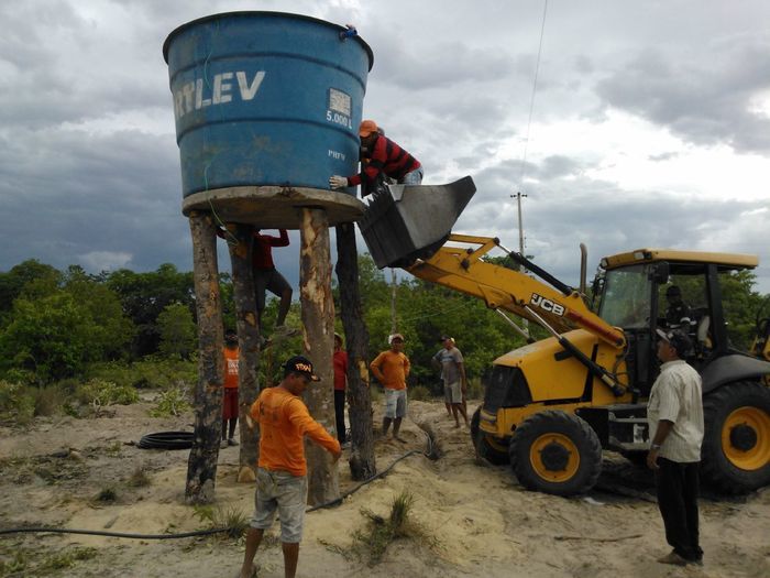 Prefeito Zé Resende faz mutirão para implantar sistema de abastecimento d'água - Imagem 22