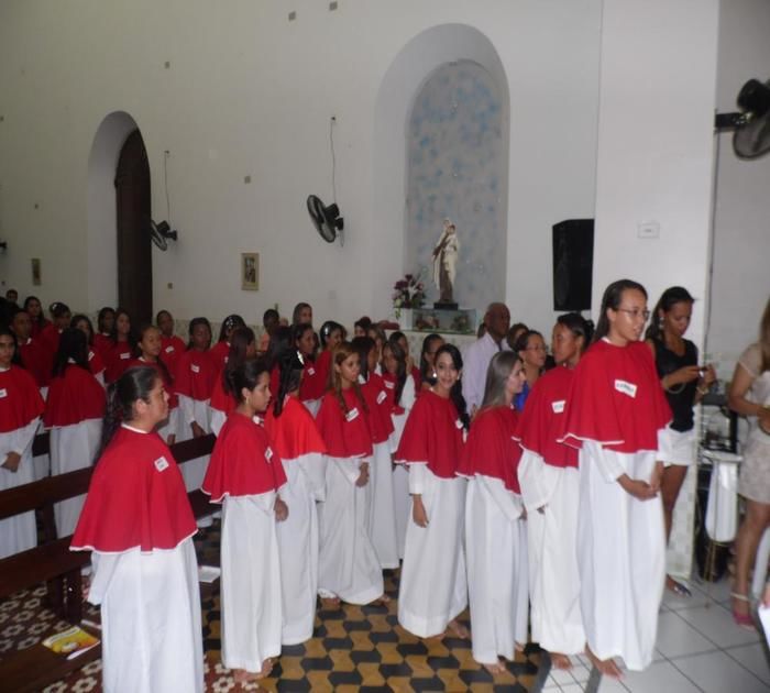 Sacramento da Crisma é celebrado na Igreja Matriz de Santa Teresinha em Elesbão Veloso  - Imagem 6