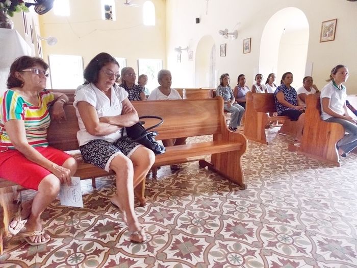 Secretaria de Saúde realiza palestra sobre Saúde Bucal aos grupos da Igreja - Imagem 1