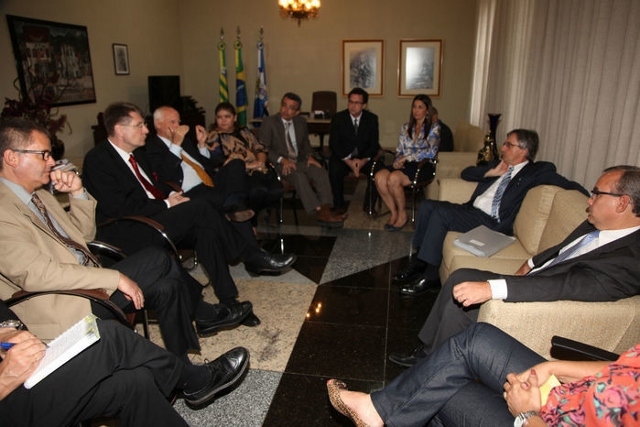 Embaixador da Alemanha e comitiva visita o Piauí e vai a Picos. - Imagem 2