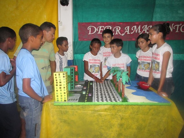 Explanação do final da jornada pedagógica 2014 e início dos trabalhos em 2015 - Imagem 29