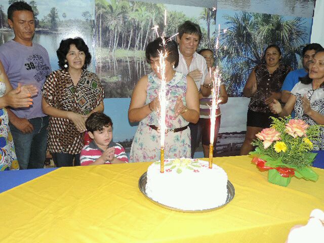 Festa Surpresa para professora Lurdes Moura - Imagem 1