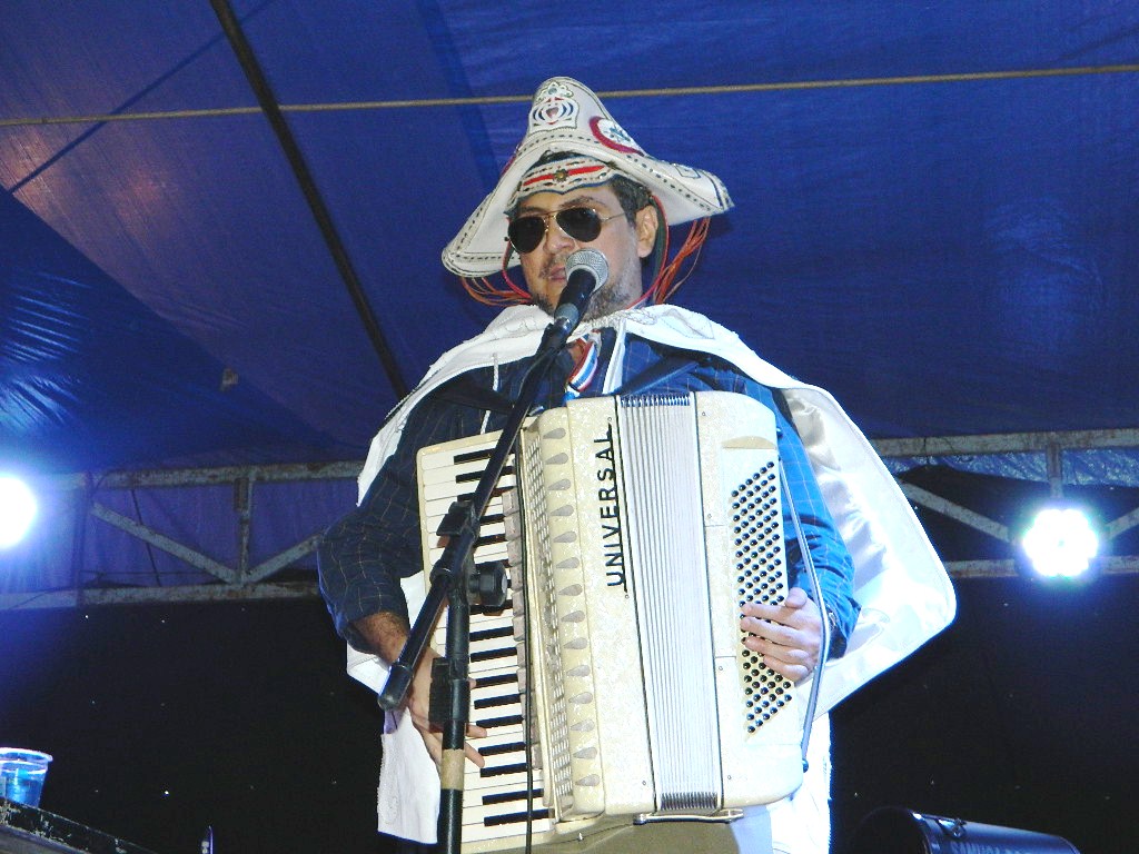 EREA 2015 é encerrado com show de João Cláudio Moreno