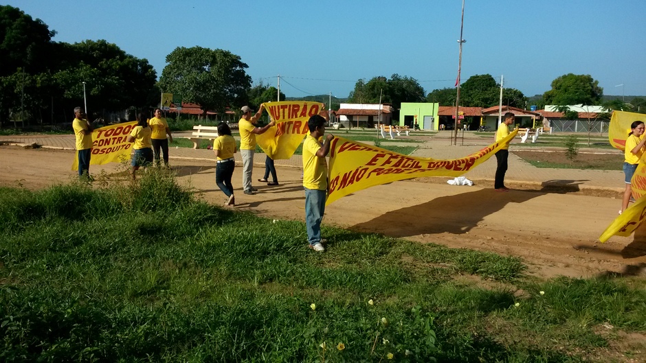 Secretaria Municipal de Sáude, realiza caminha de conscientização, sobre combate a dengue e chikungunya