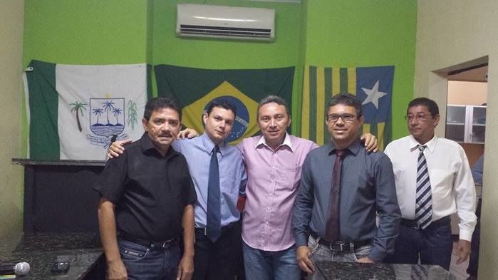 Câmara empossa nova mesa para biênio 2015/16 em Capitão de Campos - Imagem 5