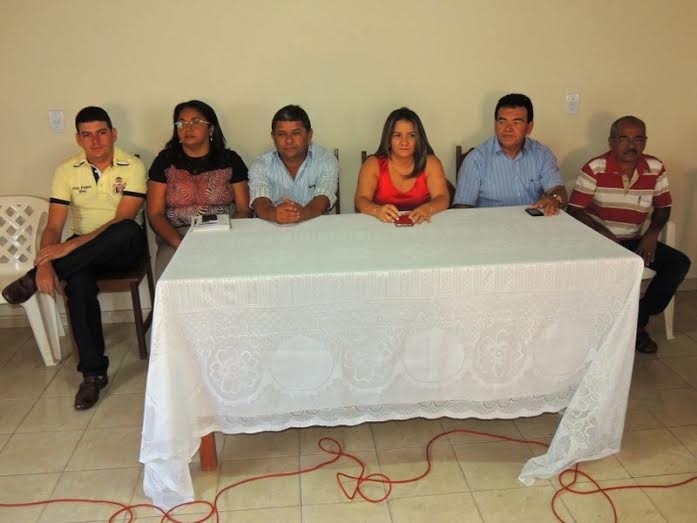 Prefeita nomeia novos servidores e anuncia novas convocações - Imagem 2