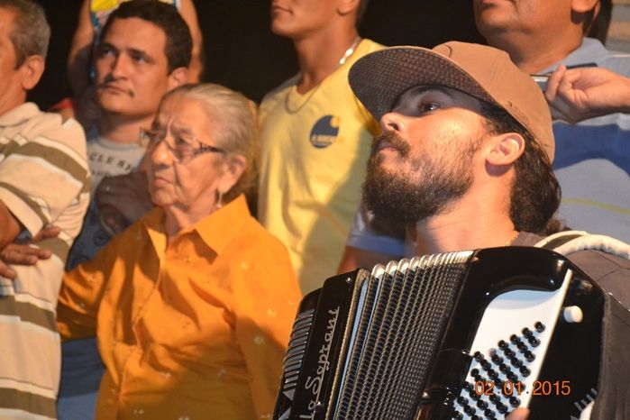 Grupos de Reisado do Boi Panim visita residencia do Vereador Luiz Paulo - Imagem 37