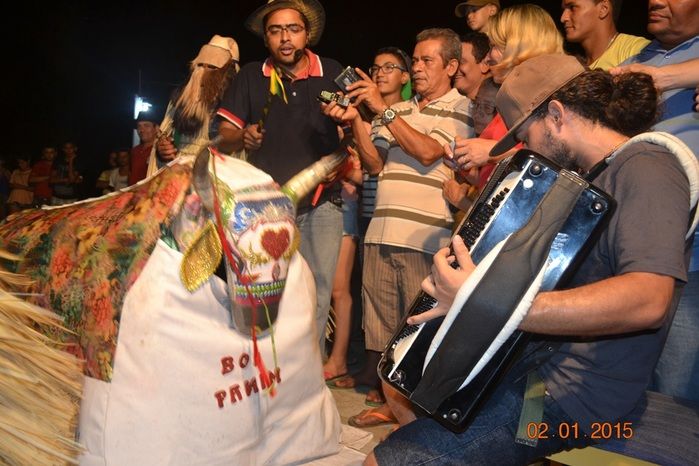 Grupos de Reisado do Boi Panim visita residencia do Vereador Luiz Paulo - Imagem 43