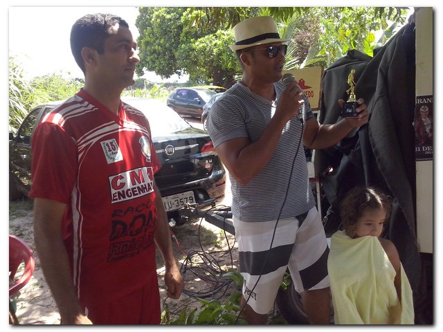 Jogo Casados X Solteiros termina com empate - Imagem 37