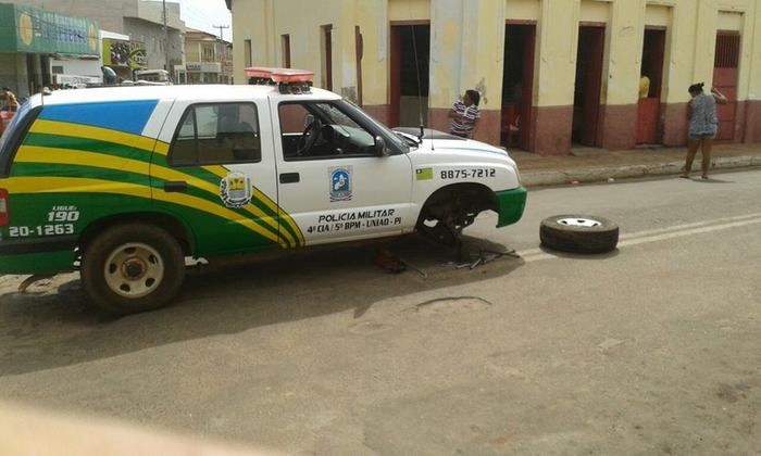 Viaturas da Polícia de União estão sendo abastecidas em Teresina - Imagem 1