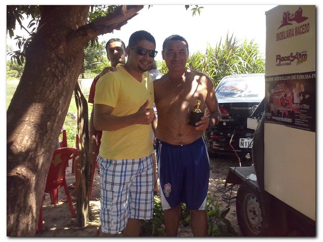 Jogo Casados X Solteiros termina com empate - Imagem 38