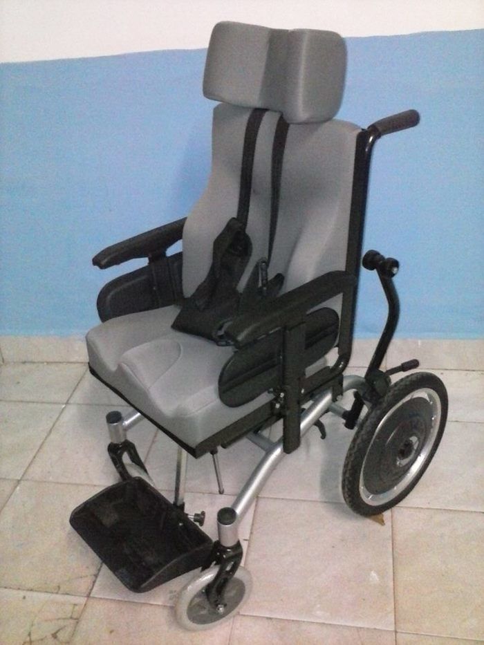 Assistência Social – entrega cadeiras de rodas à pessoa especial - Imagem 2
