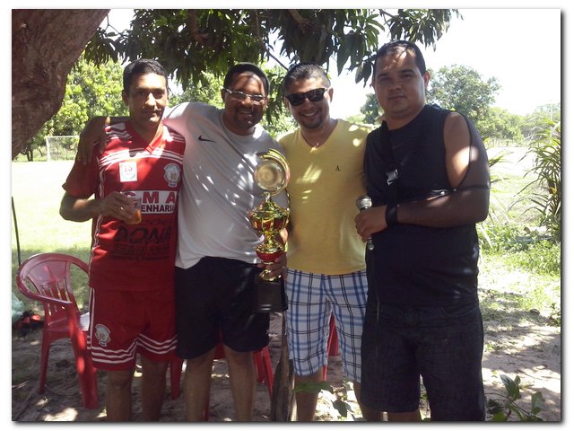 Jogo Casados X Solteiros termina com empate - Imagem 42