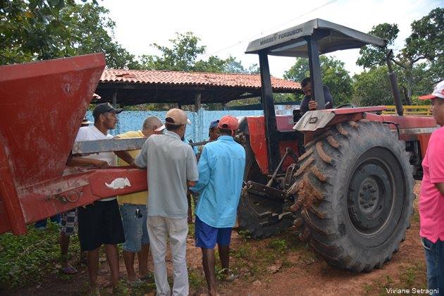 Distribuição de calcário e fertilizante aos pequenos produtores rurais tem início no Morro Redondo - Imagem 5