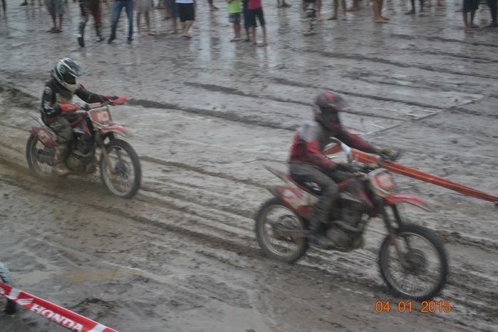 Reisado 2015, teve disputa de MOTOCROOS na rampa da rapadura - Imagem 8