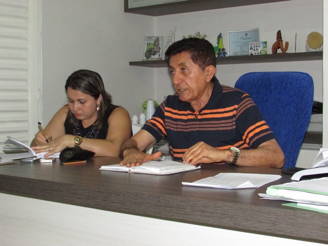 Prefeito Dr. Zé Maria Cortou seu Próprio Salário Para Combater a Crise Financeira - Imagem 1