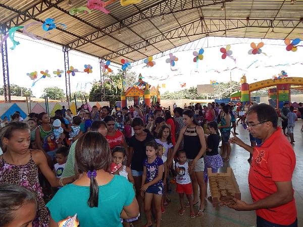 Prefeitura de Lagoinha realiza grande festa para as Crianças - Imagem 15