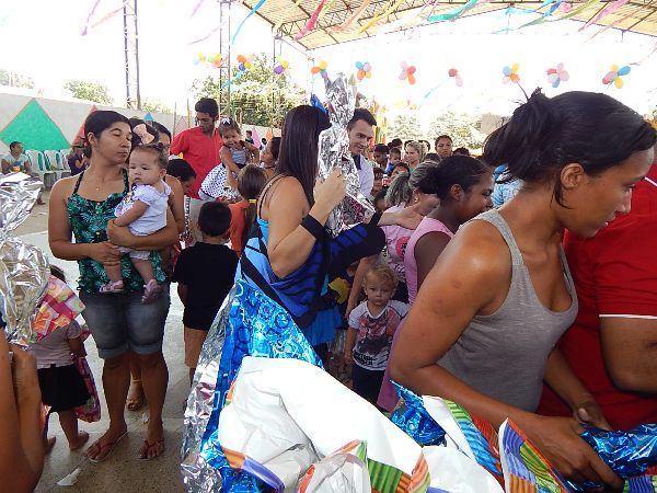 Prefeitura de Lagoinha realiza grande festa para as Crianças - Imagem 31