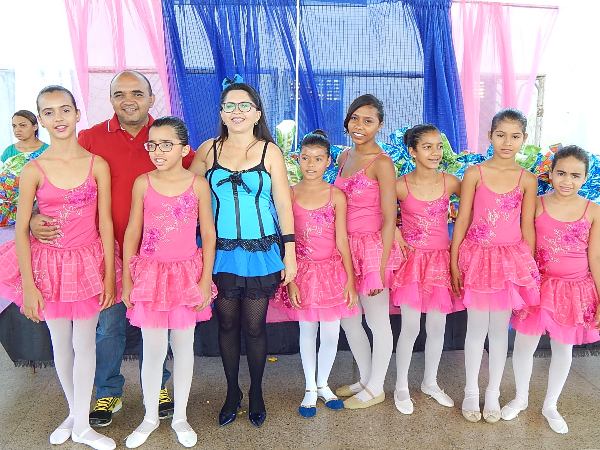 Prefeitura de Lagoinha realiza grande festa para as Crianças - Imagem 9