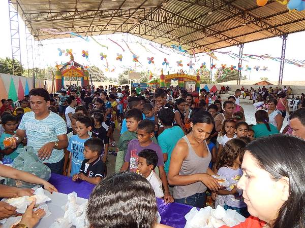 Prefeitura de Lagoinha realiza grande festa para as Crianças - Imagem 27