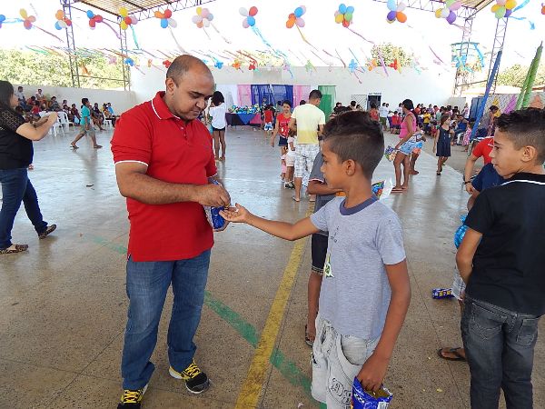 Prefeitura de Lagoinha realiza grande festa para as Crianças - Imagem 21