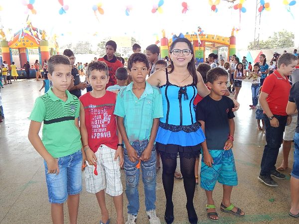 Prefeitura de Lagoinha realiza grande festa para as Crianças - Imagem 2