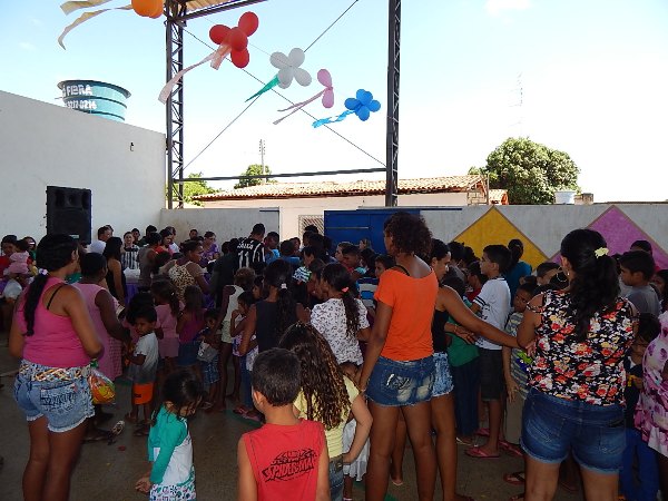 Prefeitura de Lagoinha realiza grande festa para as Crianças - Imagem 25