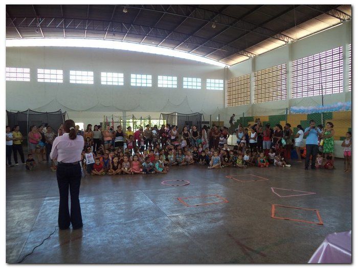 Prefeitura Municipal de Inhuma proporciona muita alegria e entretenimento para a criançada-Comemoração (12 de outubro) Dia da Criança - Imagem 8