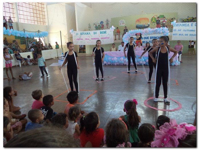 Prefeitura Municipal de Inhuma proporciona muita alegria e entretenimento para a criançada-Comemoração (12 de outubro) Dia da Criança - Imagem 36