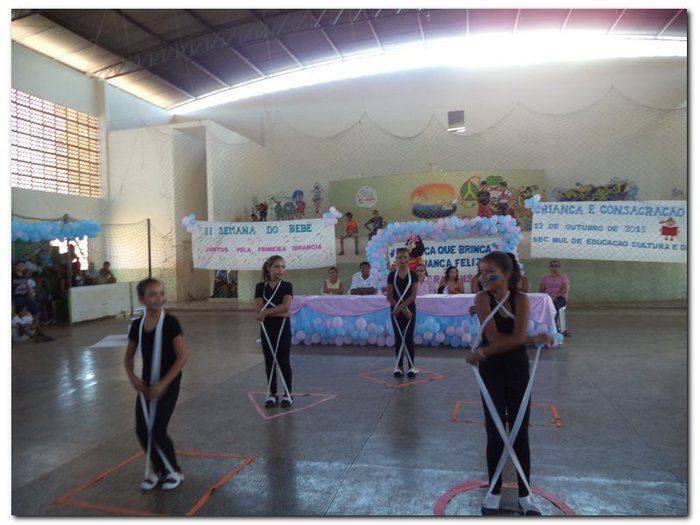 Prefeitura Municipal de Inhuma proporciona muita alegria e entretenimento para a criançada-Comemoração (12 de outubro) Dia da Criança - Imagem 35