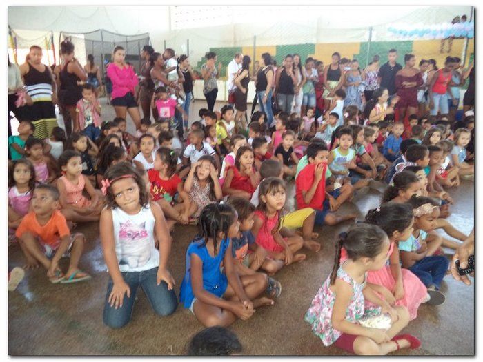 Prefeitura Municipal de Inhuma proporciona muita alegria e entretenimento para a criançada-Comemoração (12 de outubro) Dia da Criança - Imagem 74