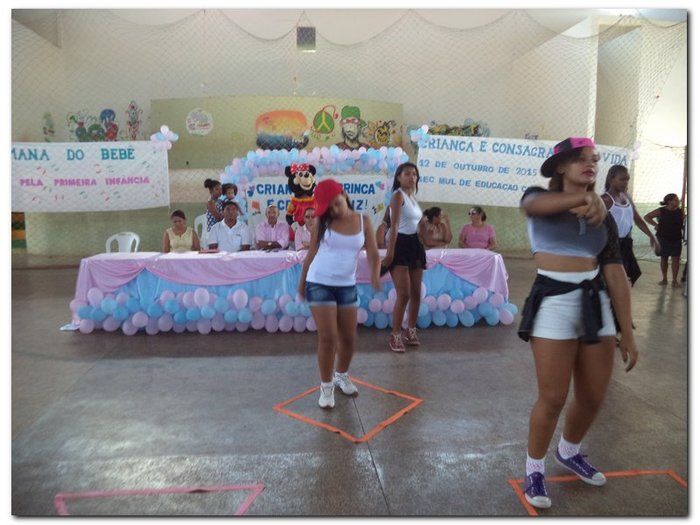 Prefeitura Municipal de Inhuma proporciona muita alegria e entretenimento para a criançada-Comemoração (12 de outubro) Dia da Criança - Imagem 25