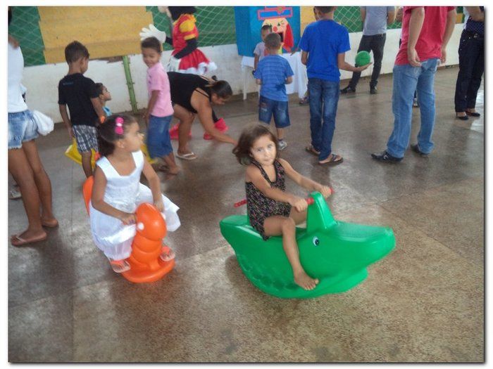 Prefeitura Municipal de Inhuma proporciona muita alegria e entretenimento para a criançada-Comemoração (12 de outubro) Dia da Criança - Imagem 52